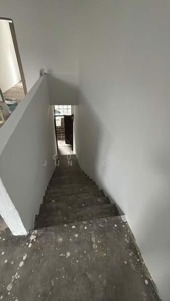 Jalan Lembah , Taman Tasek , 80200 Johor Bahru - 2