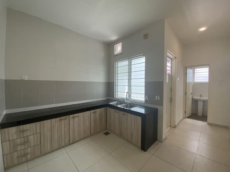 BANDAR SERI BOTANI - 5