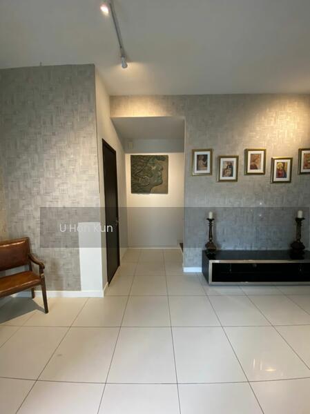 Avira Medini Iskandar - 5