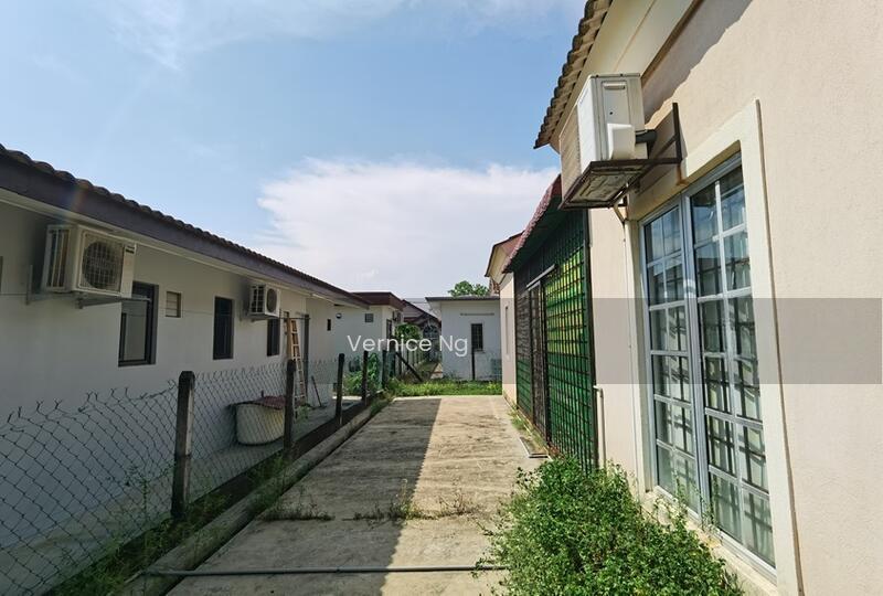 Pantai Sepang Putra - 3