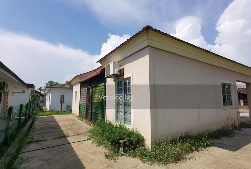 Pantai Sepang Putra - 5