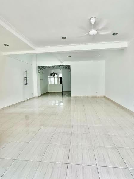 xx Jalan Austin Perdana 3/5 Taman Austin Perdana 81100 Johor Bahru - 4