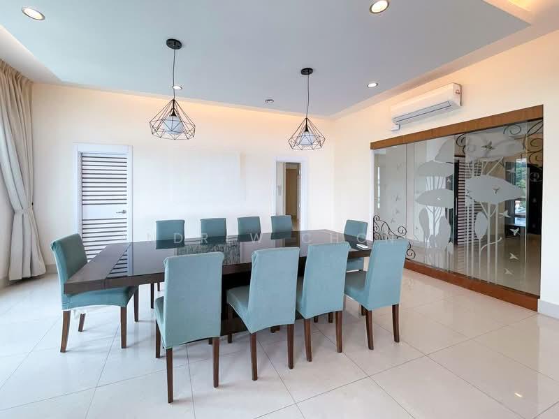 The Cove Condominium - 4