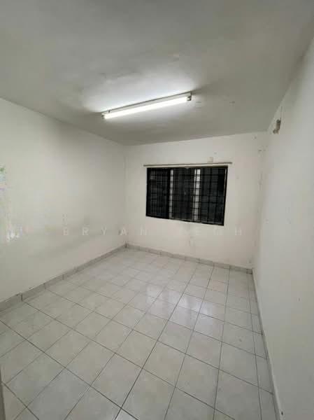 Flora Damansara Apartment - 5
