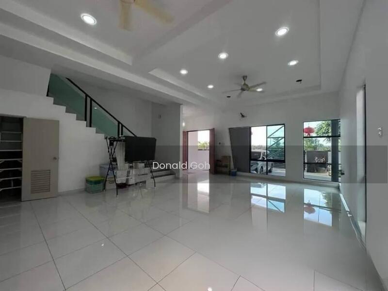 Panorama Lapangan Akasia - 2