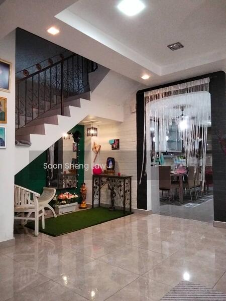 Prima Saujana 2 storey End Lot (Renovated) - 2