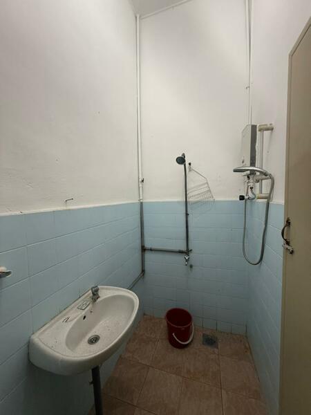 Taman Johor Jaya - 4