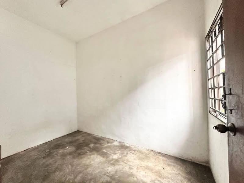 Taman Skudai Baru - 4