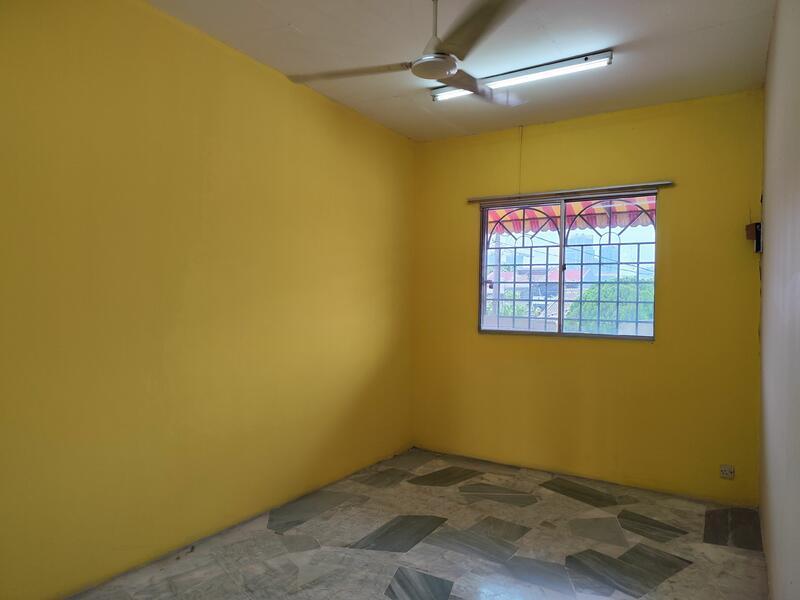 2-storey Terrace House at Kepong Baru - 5