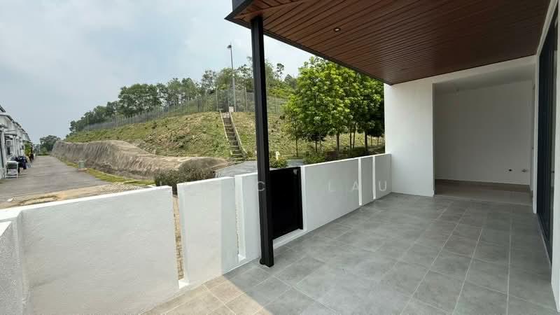 Jade Hills - 4