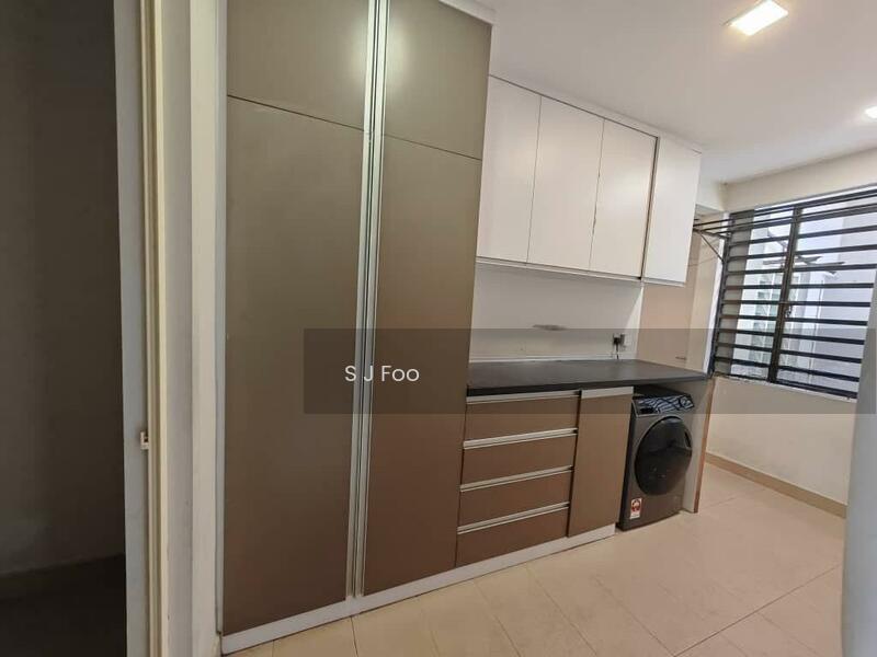 Central Park condominium - 3