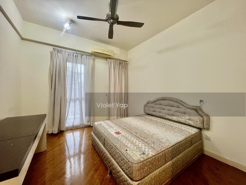 Hampshire Park Condominium - 3