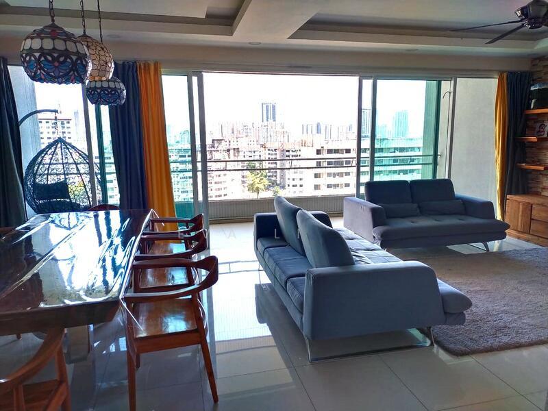Central Park condominium - 5