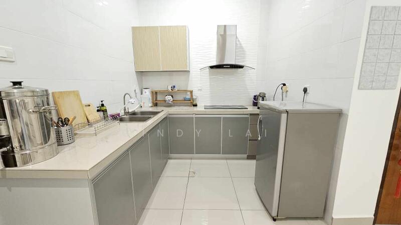 SkyVille 8 @ Benteng 8 - 3