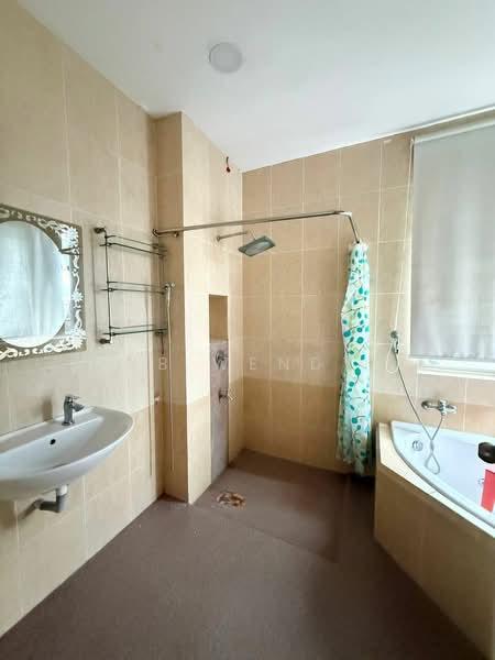 Taman Austin Heights - 4