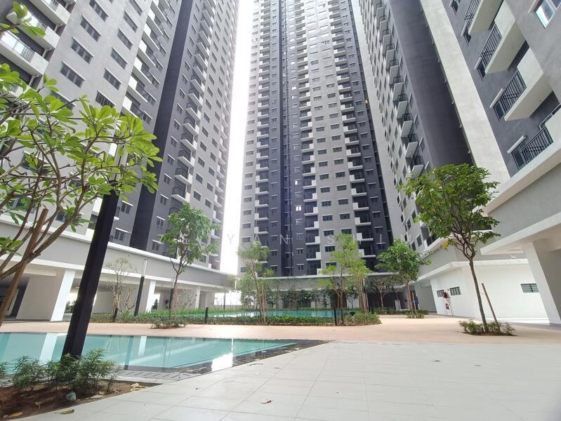 Sky Awani Residensi 4 - 5