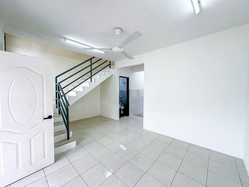 Taman Salak Perdana - 1