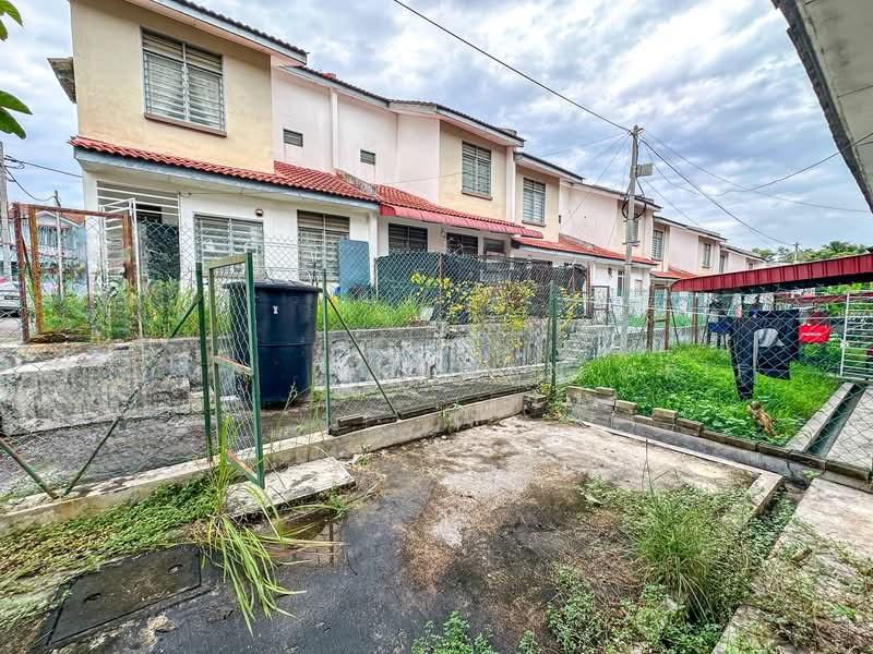 Taman Salak Perdana - 4