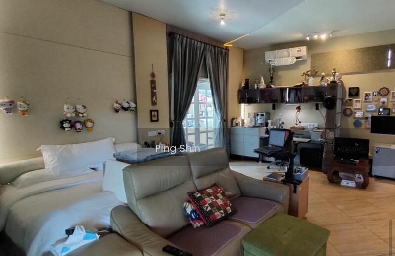 Sell Below Bank Value - Spacious Corner 2 Storey Taman Desa - 2