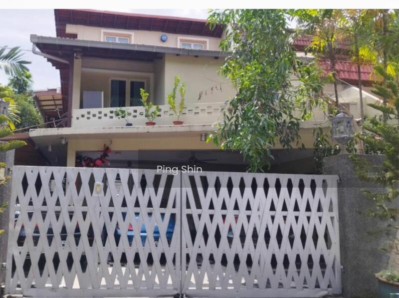 Sell Below Bank Value - Spacious Corner 2 Storey Taman Desa - 1