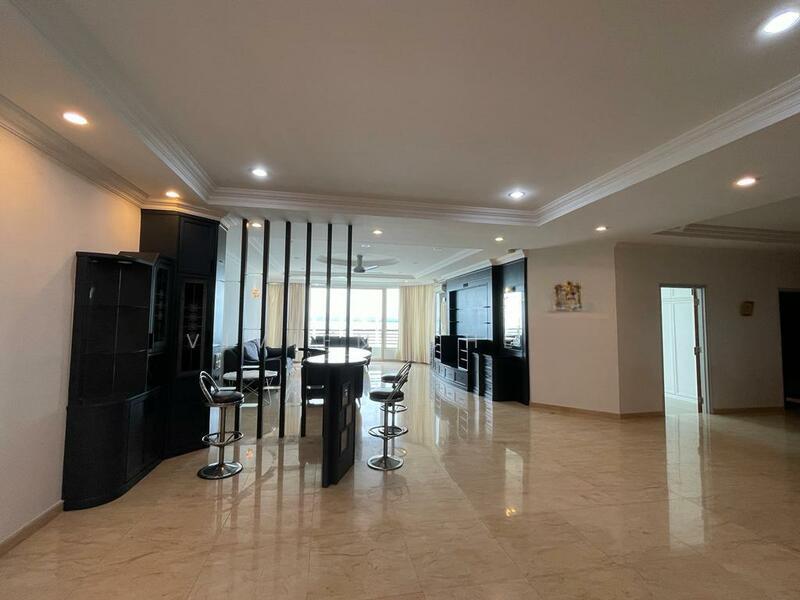 Gurney Beach Resort - 3