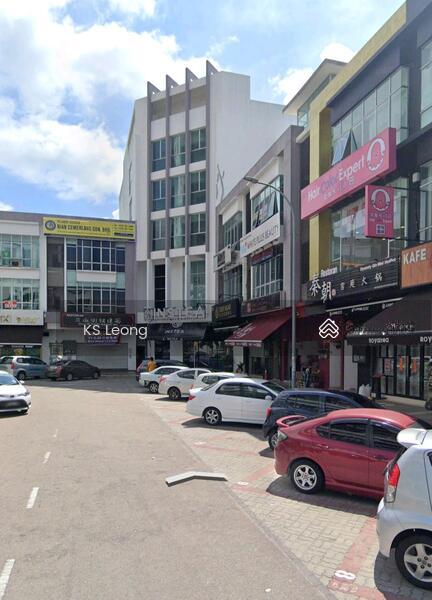 Taman Mount Austin - 4