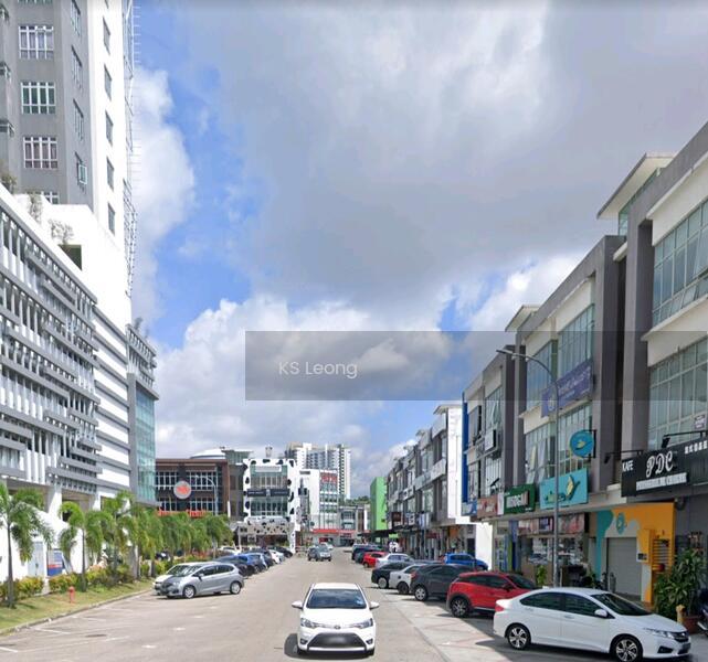 Taman Mount Austin - 3