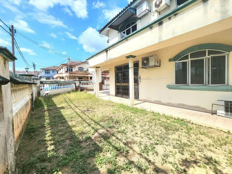 CORNER LOT, TAMAN SEREMBAN JAYA - 2 STOREY TERRACE - 3