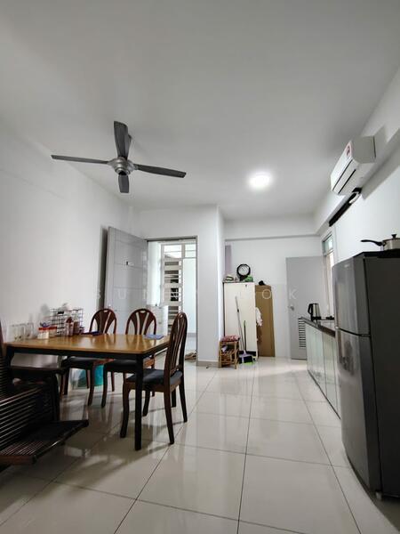 Tropicana Bay Residences - 5