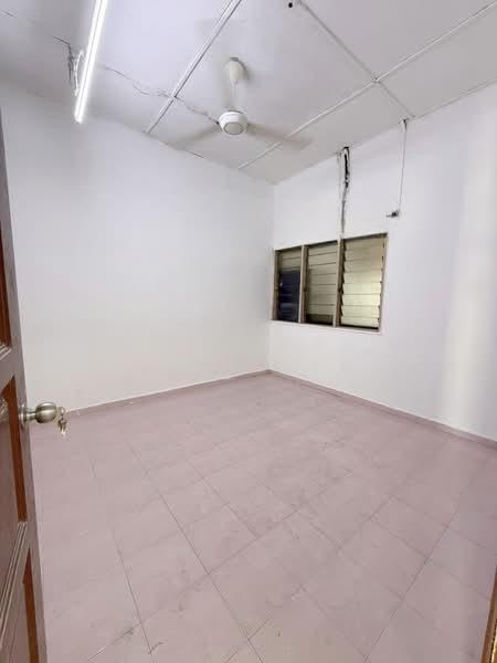 Taman Johor Jaya - 5