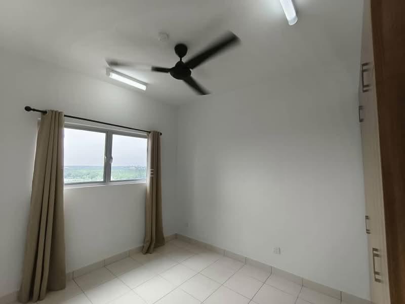 Alanis Residence - 4