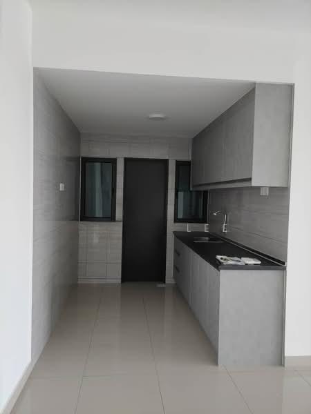 Symphony Tower (Menara Simfoni) - 2