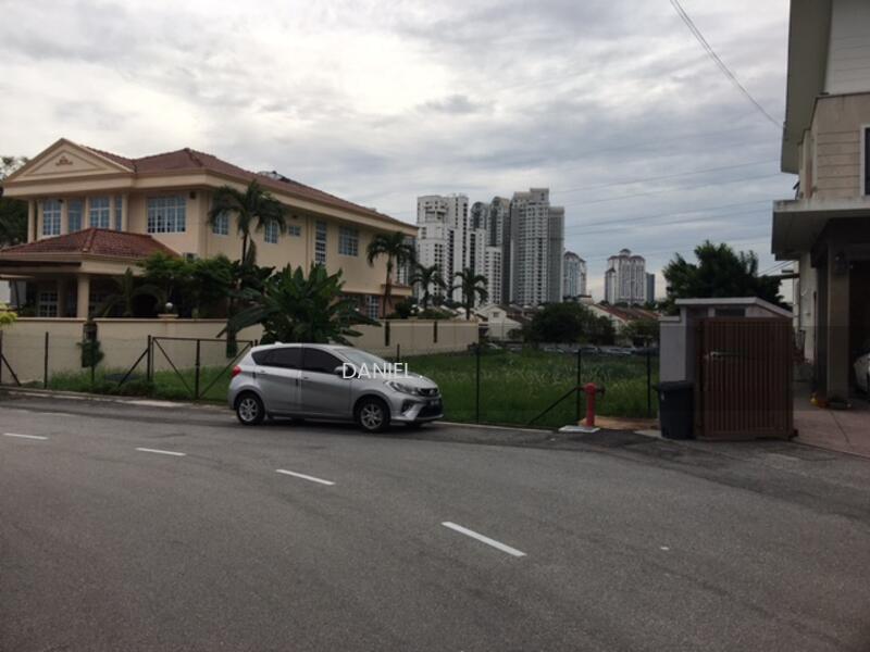 TRIPLE STOREY MODERN DESIGN BUNGLOW HOUSE LOCATED AT SS12 SUBANG JAYA, SELANGOR (MALAY RESERVE LAND) - 3