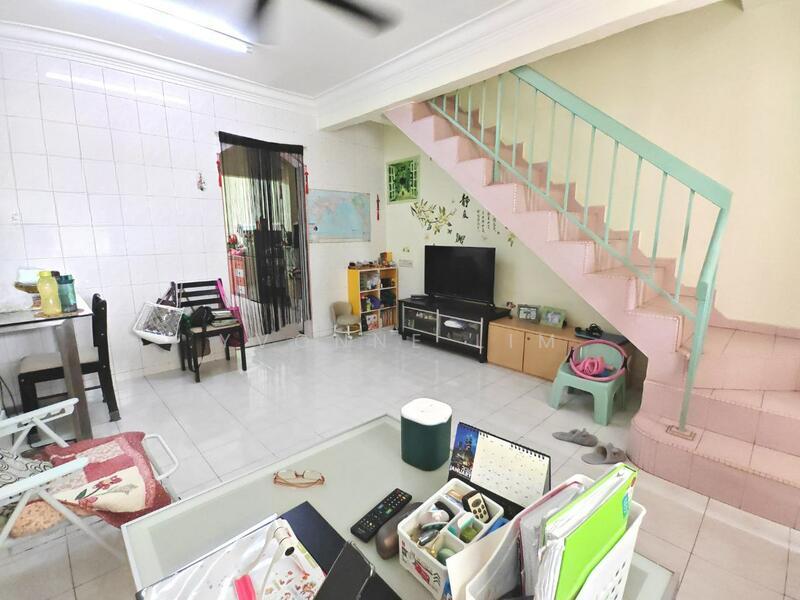 Taman Puteri Wangsa - 1