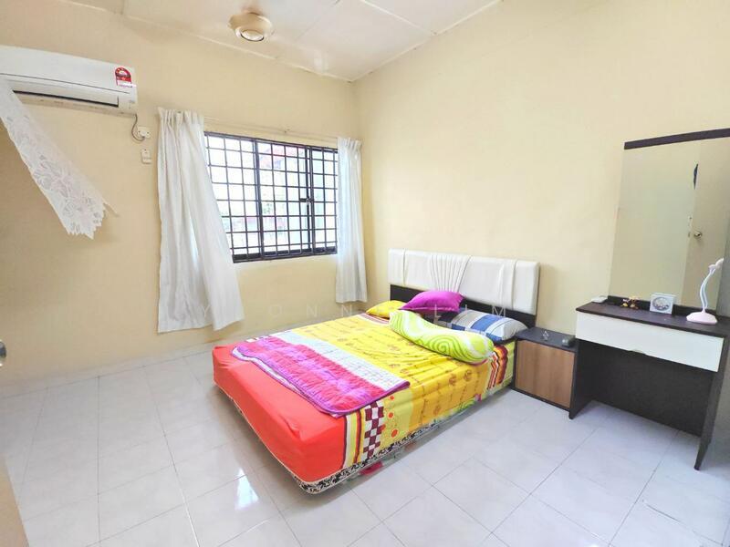 Taman Puteri Wangsa - 2