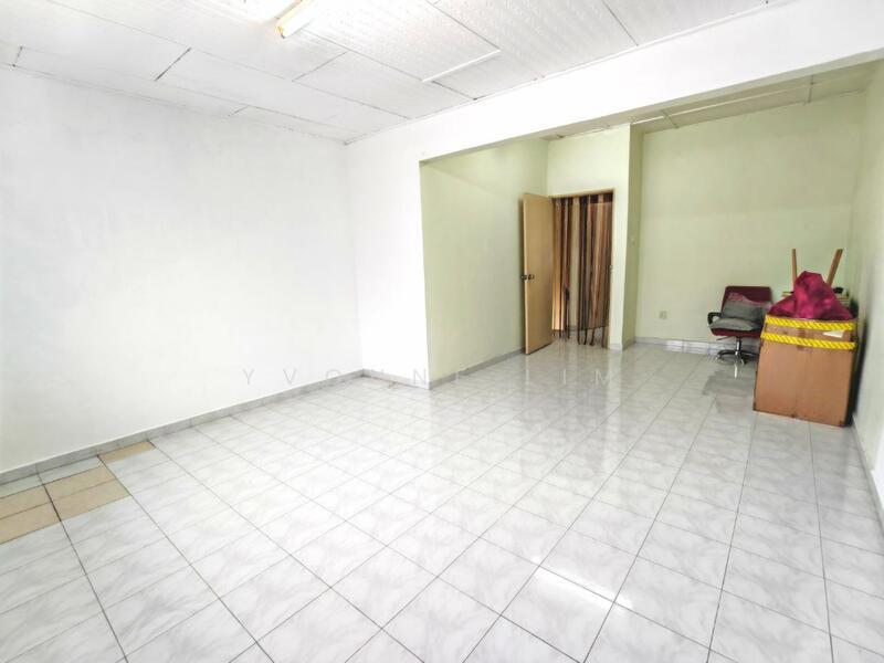 Taman Puteri Wangsa - 4