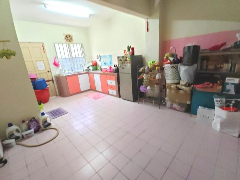 Taman Puteri Wangsa - 5