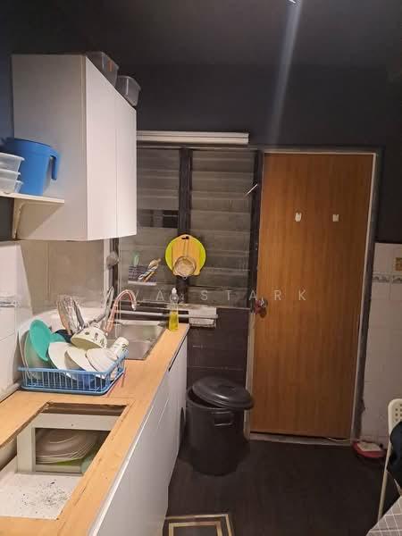 Selesa Puteri Condominium - 4