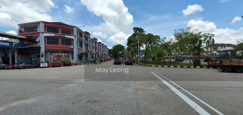 JALAN KIJANG TAMAN SCIENTEX PASIR GUDANG - 3