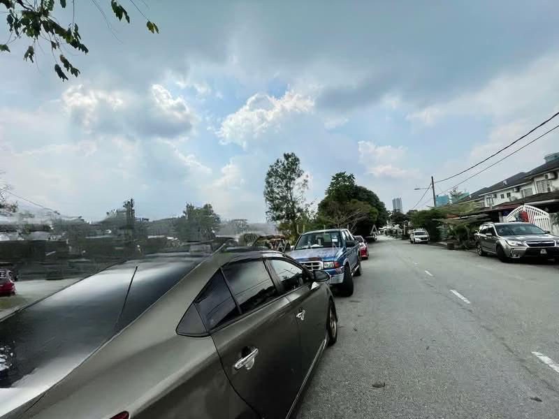 Taman Pinggiran Putra - 5