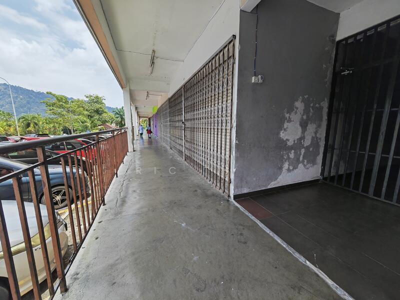 GF Shop Pangsapuri Cemara - 2