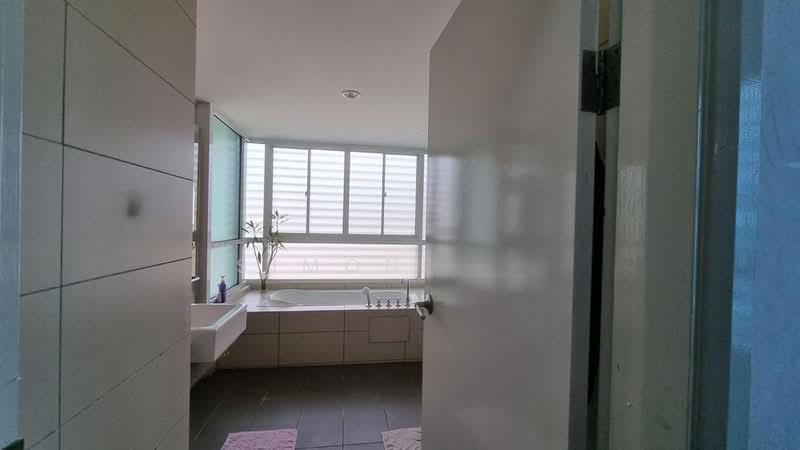 Platino Condominium - 4