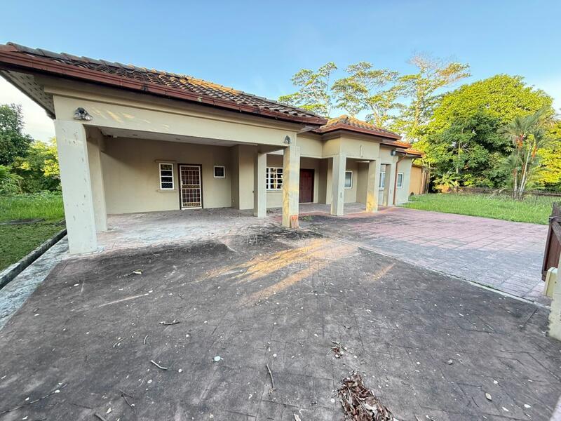 Monterez Bungalow Seksyen U9 Shah Alam - 2