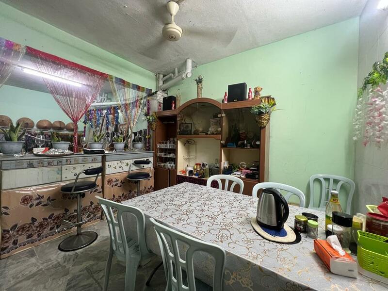 Taman Putra Indah - 5