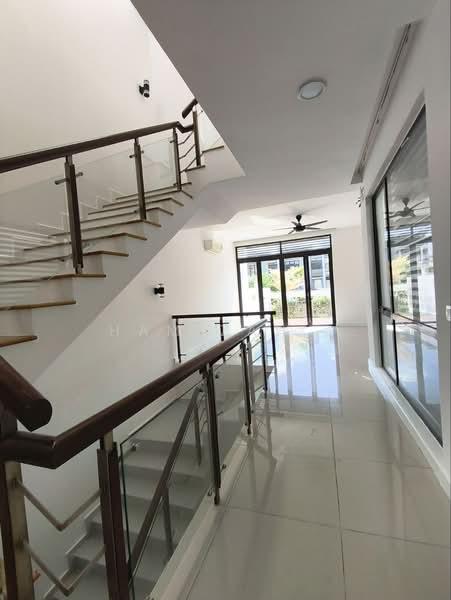 Mozart, Symphony Hills - 1