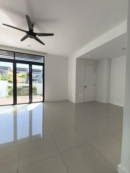 Mozart, Symphony Hills - 4