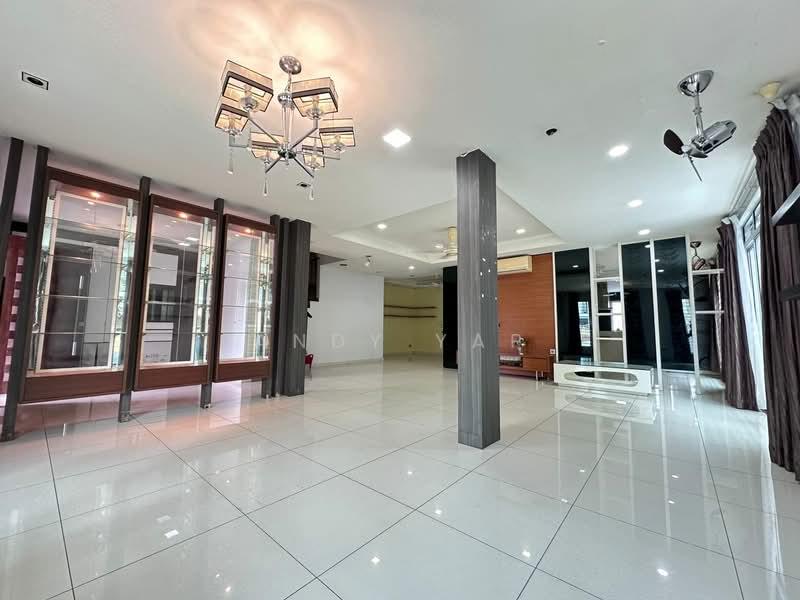 Amerthyst 3 & Jasper Emerald East - 2