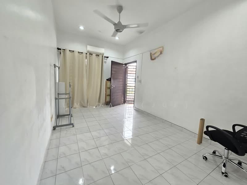 Taman Tropika 2 - 5