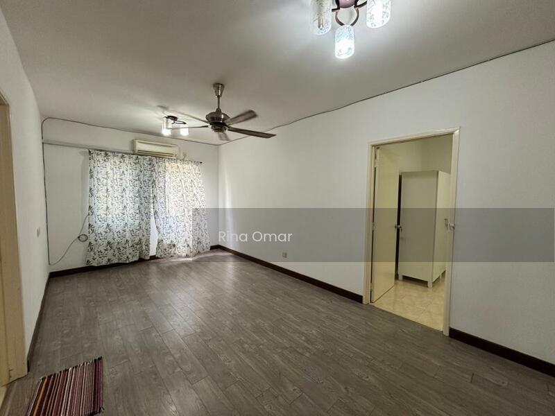 Permai Lake View Apartment - 3