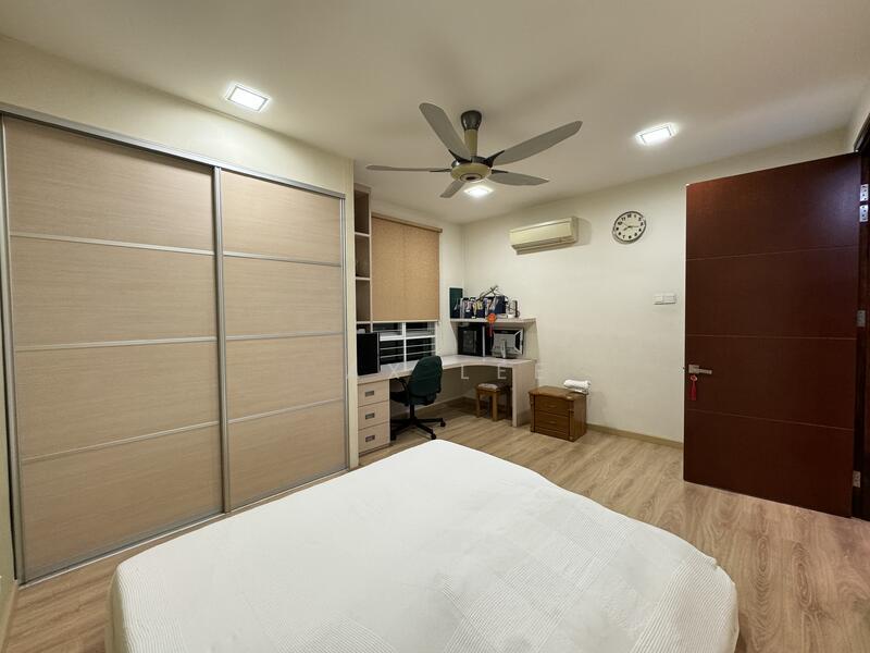 taman connaught - 5